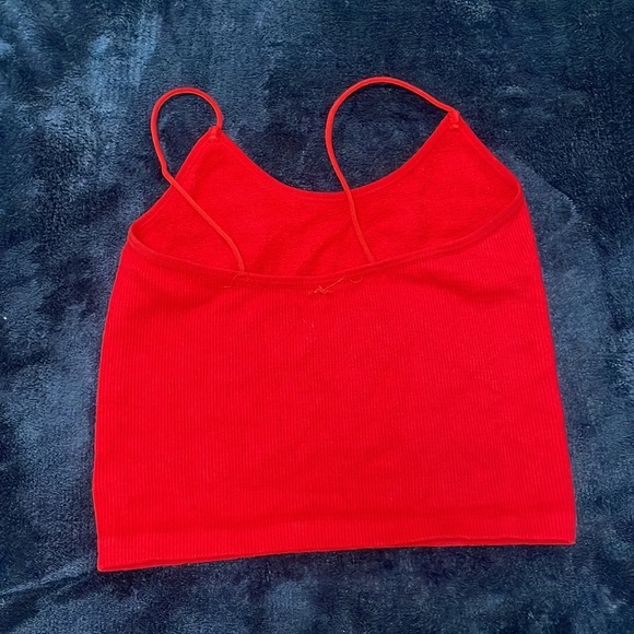 Crop top - Picture 2 of 5